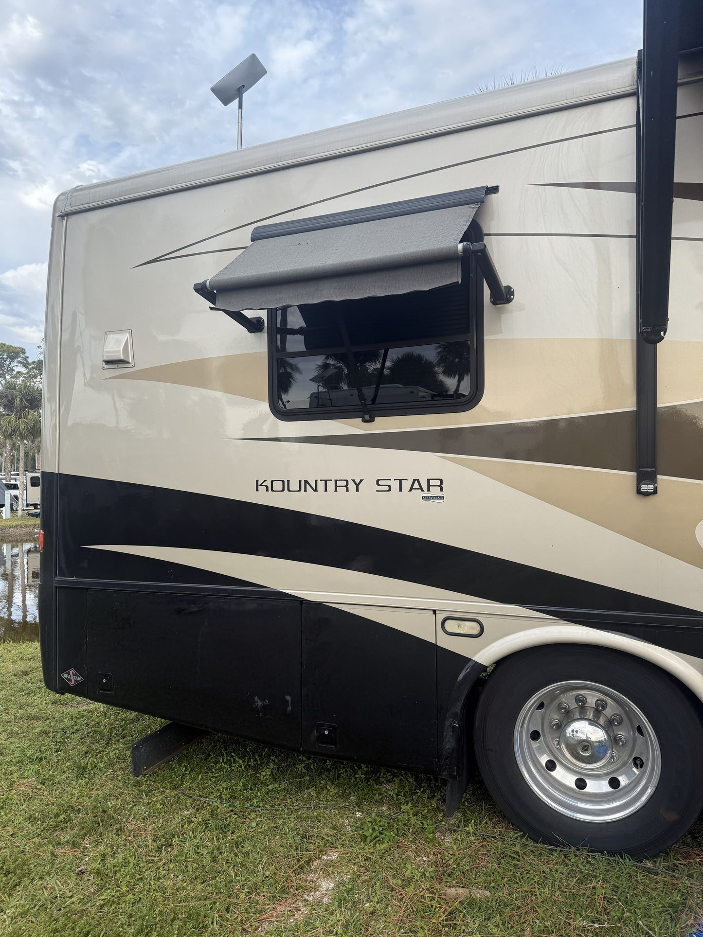 #C7202 | 2008 Newmar Kountry Star 3912 Class A Motorhome