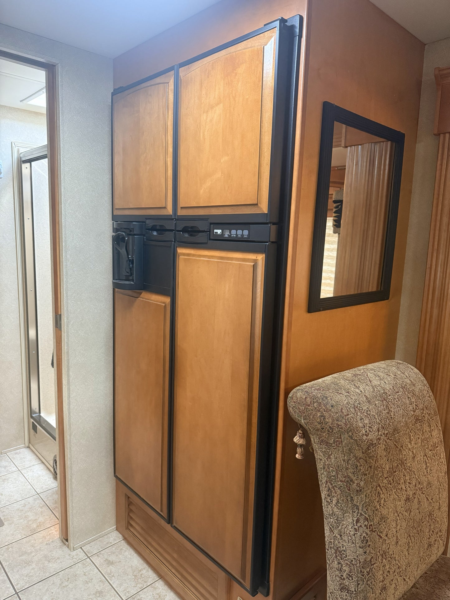 #C7202 | 2008 Newmar Kountry Star 3912 Class A Motorhome