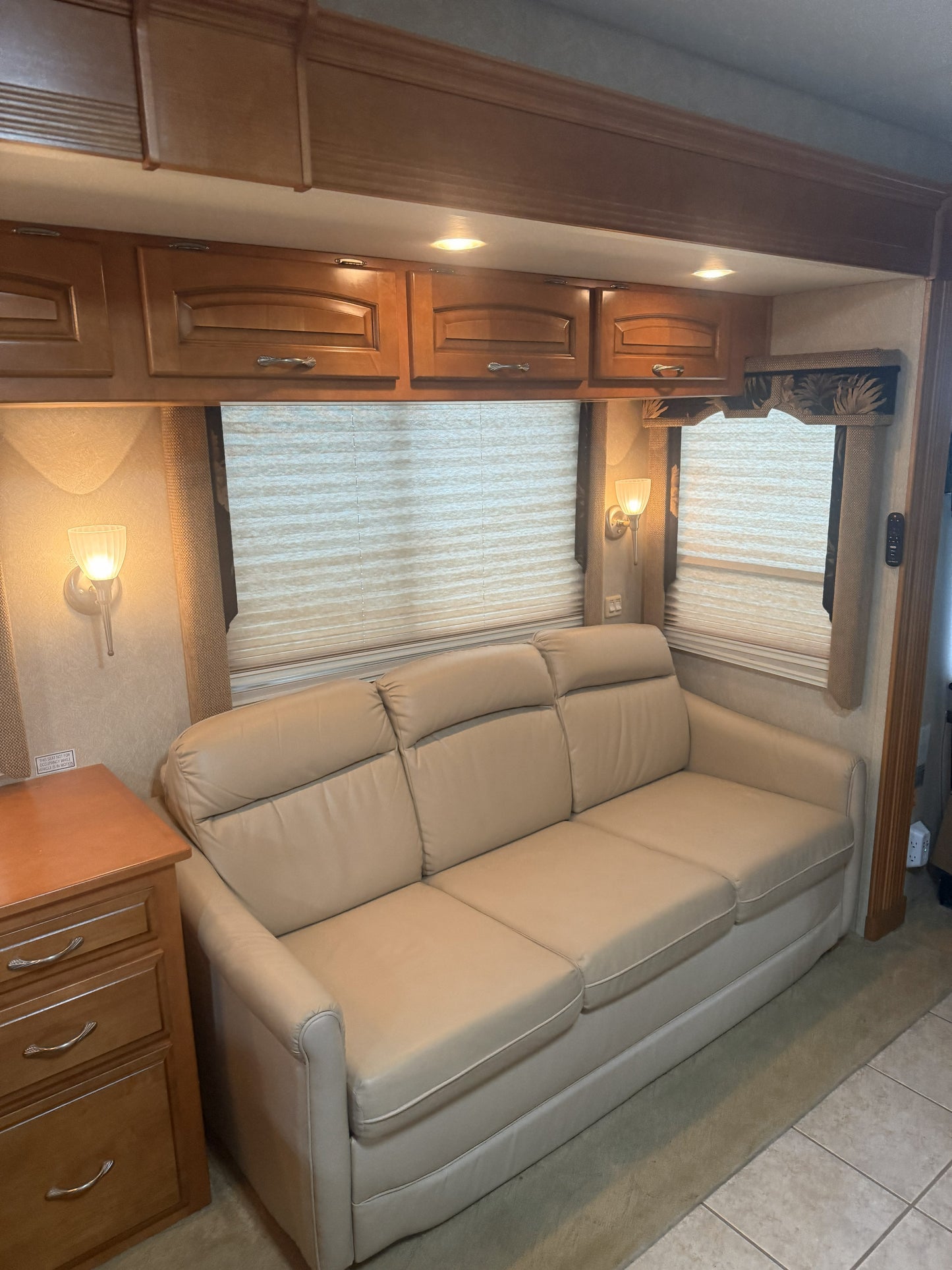 #C7202 | 2008 Newmar Kountry Star 3912 Class A Motorhome