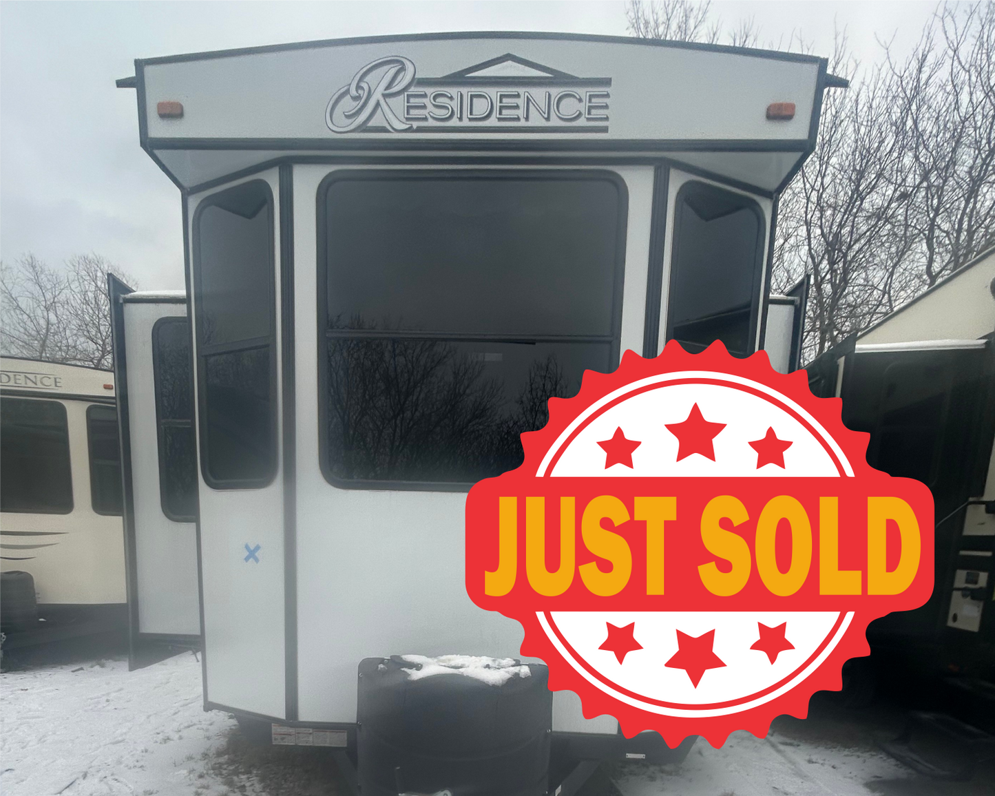 #8124 | 2021 Keystone Residence RE40LOFT Bungalow