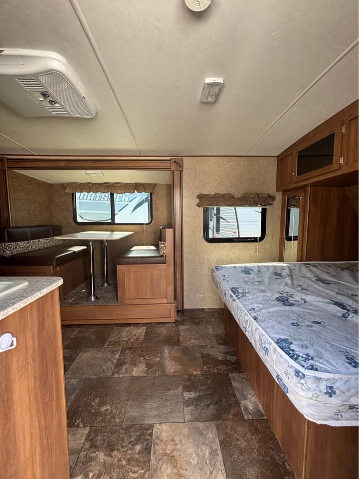 #8081 | 2016 FOREST RIVER Coachmen Apex Nano 191RBS