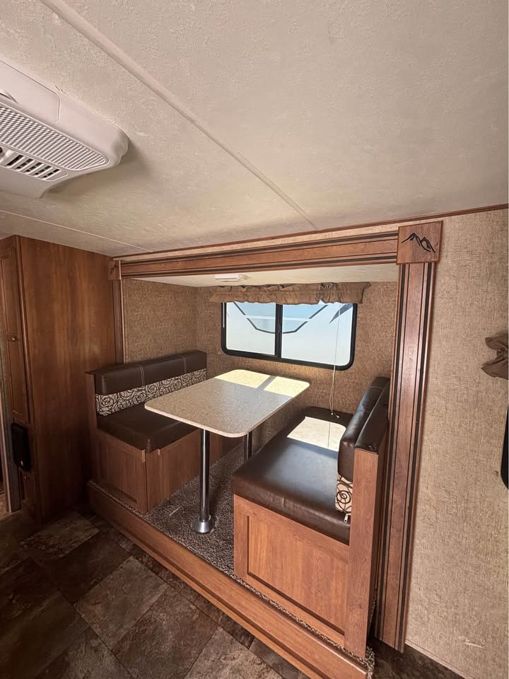 #8081 | 2016 FOREST RIVER Coachmen Apex Nano 191RBS