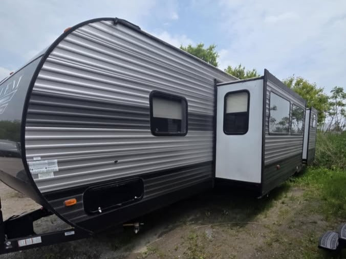 #8098 | 2020 Forest River Salem 32BHDS Travel Trailer
