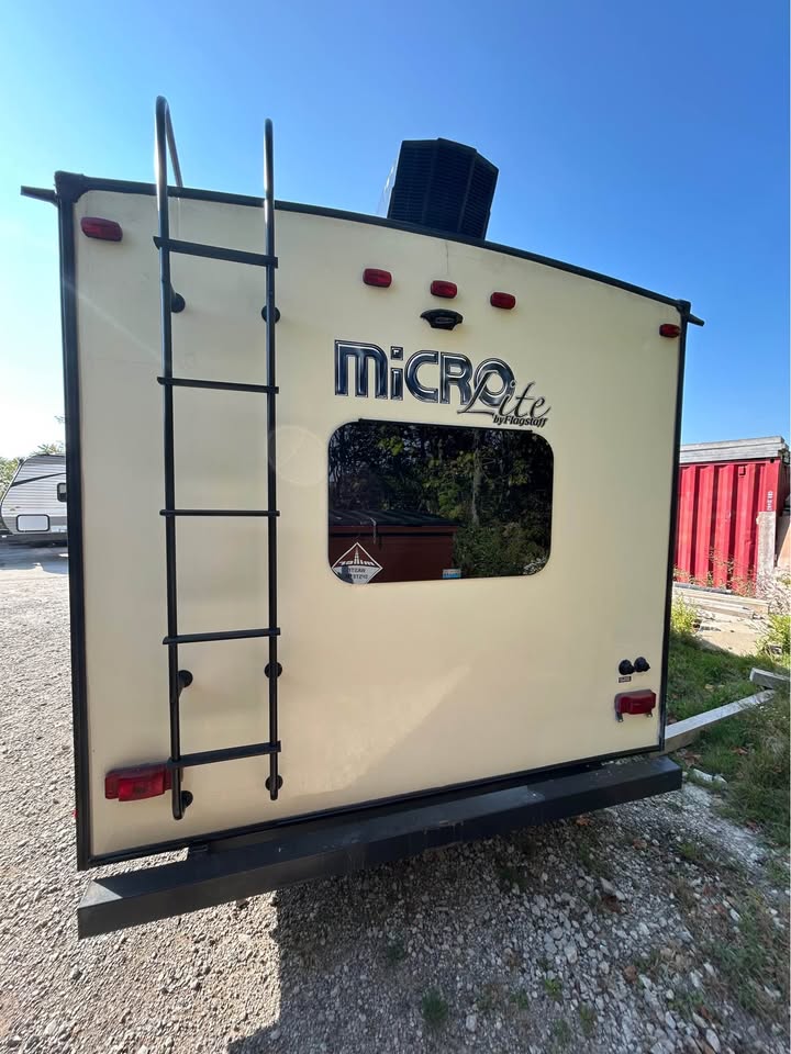 #8107 | 2017 Forest River Micro Lite 23FKBS Travel Trailer