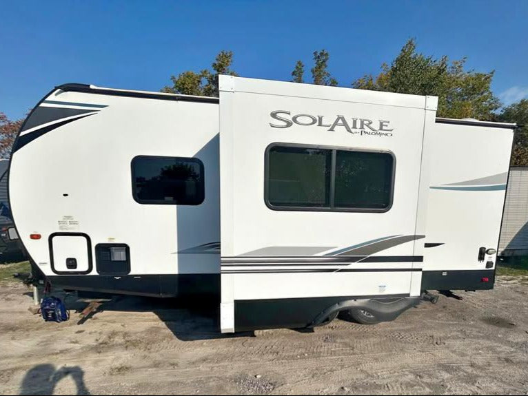 #8108 | 2022 Forest River Solaire 208SS Travel Trailer