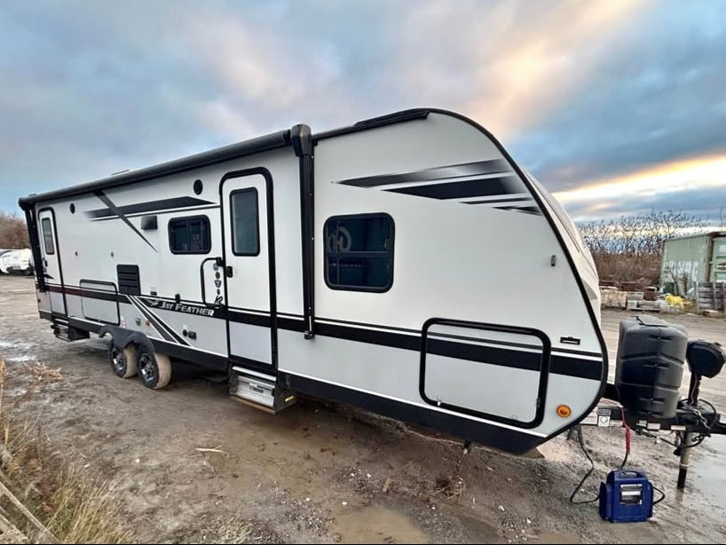 #8111 | 2020 Jayco Jay Feather 27BHB Travel Trailer