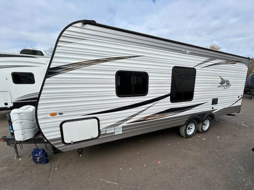 #8113 | 2020 Jayco Jay Flight 224BH Travel Trailer
