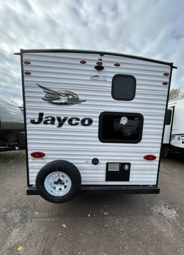#8113 | 2020 Jayco Jay Flight 224BH Travel Trailer
