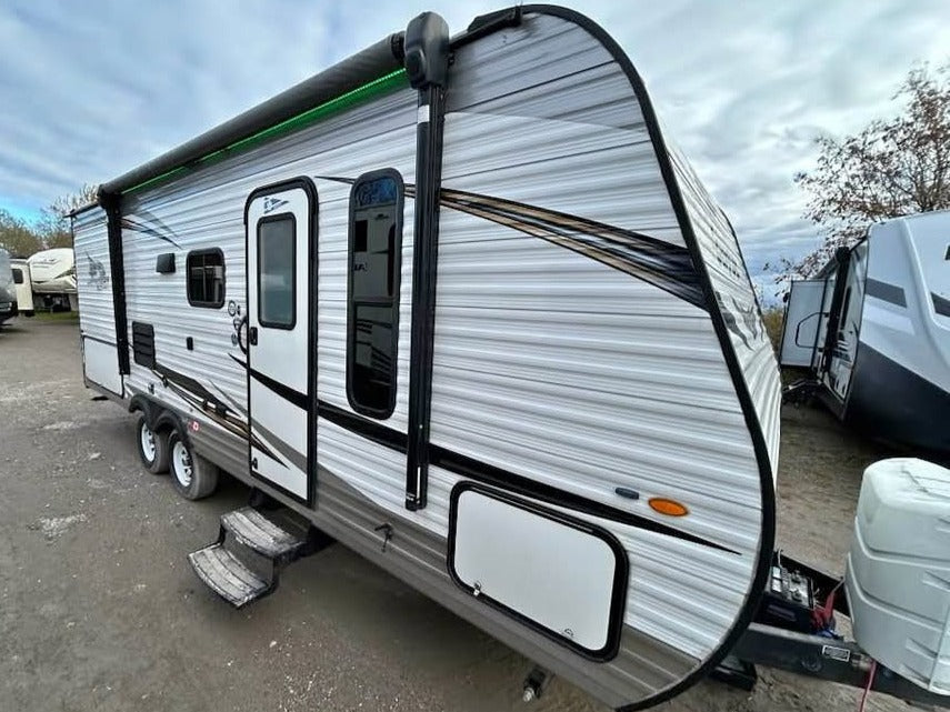 #8113 | 2020 Jayco Jay Flight 224BH Travel Trailer