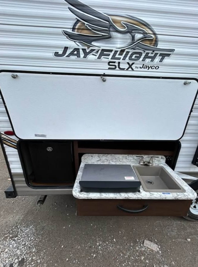 #8113 | 2020 Jayco Jay Flight 224BH Travel Trailer