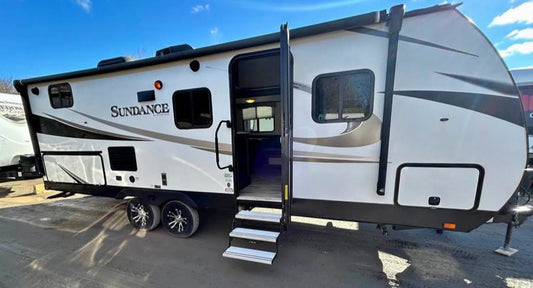 #8115 | 2019 HEARTLAND Sundance Ultra Lite 241BH