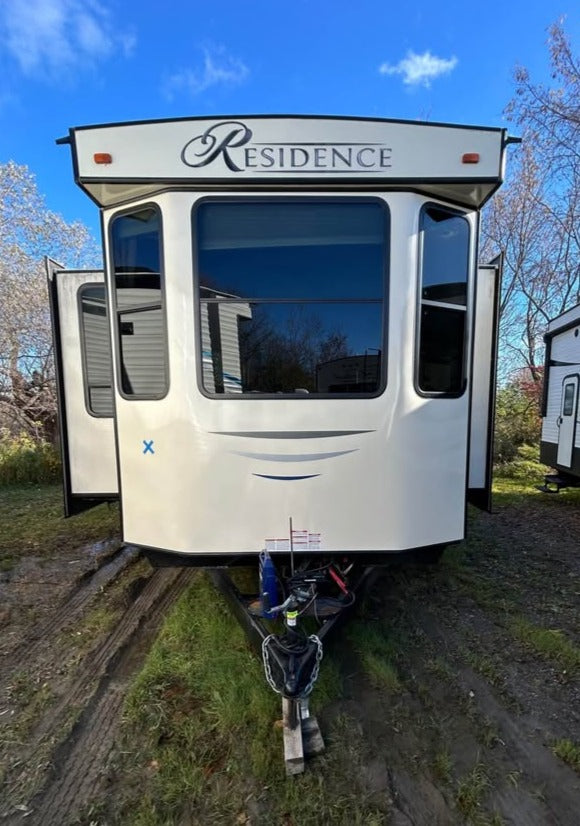#8123 | 2019 Keystone Residence 40LOFT Bungalow