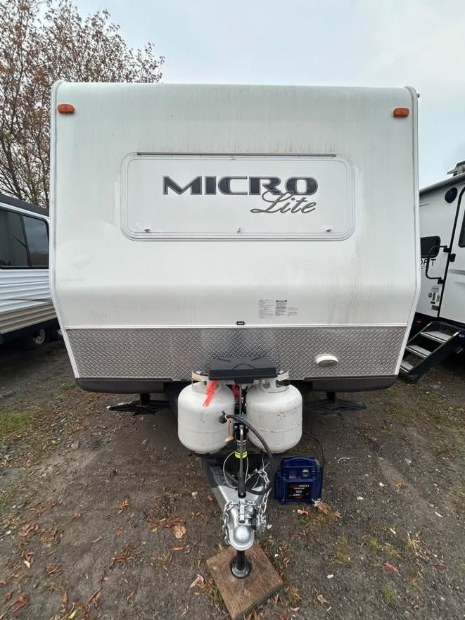 #8131 | 2013 Forest River Micro Lite 21DS Travel Trailer