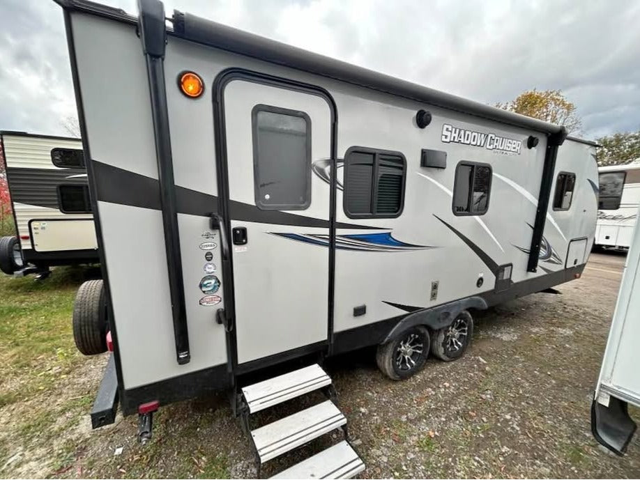 #8132 | 2019 Heartland Shadow Cruiser Ultra Lite 225RBS Travel Trailer