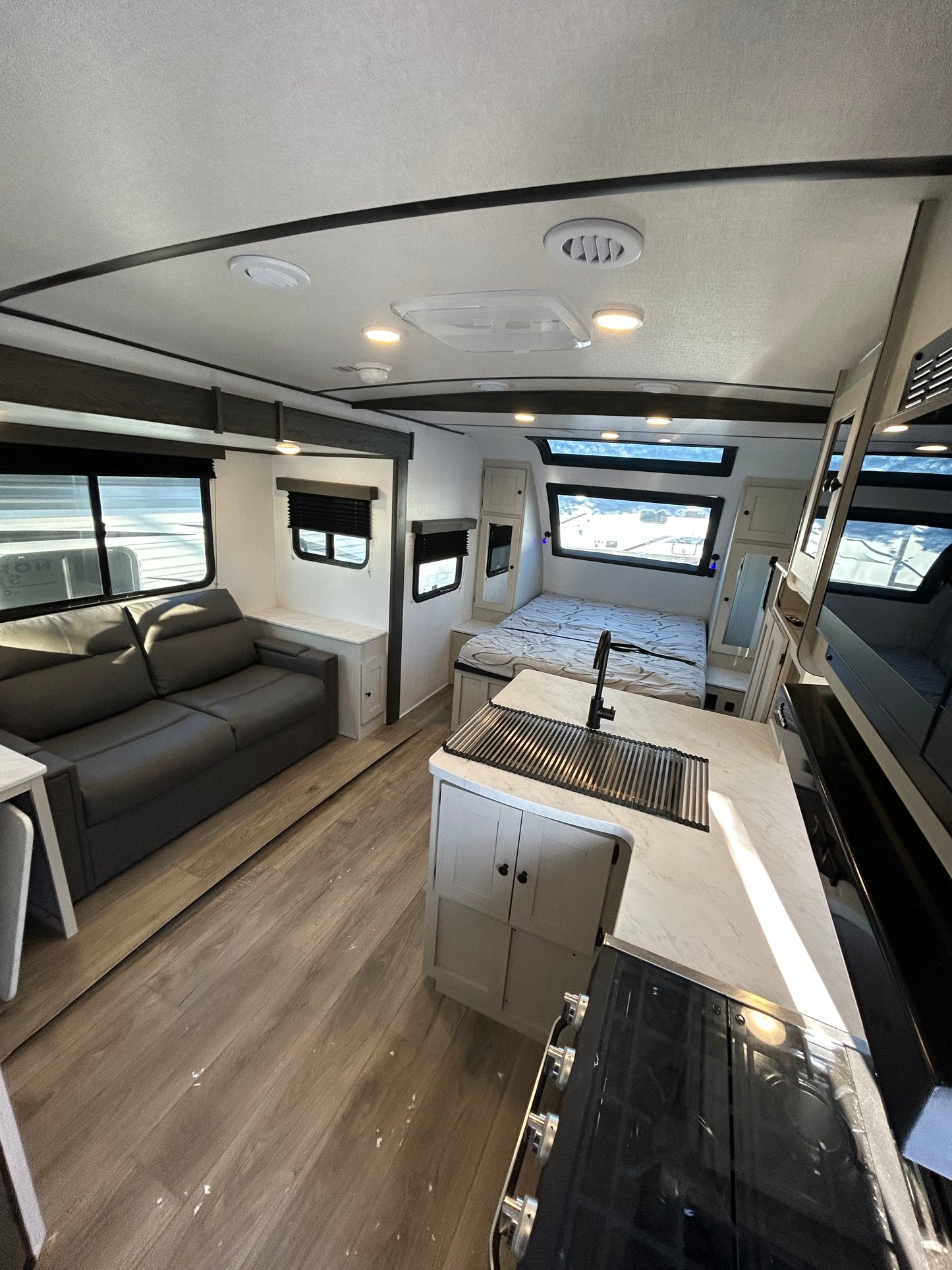 #8150 | 2025 FR Coachmen Northern Spirit 1943RB Ultra Lite Travel Trailer