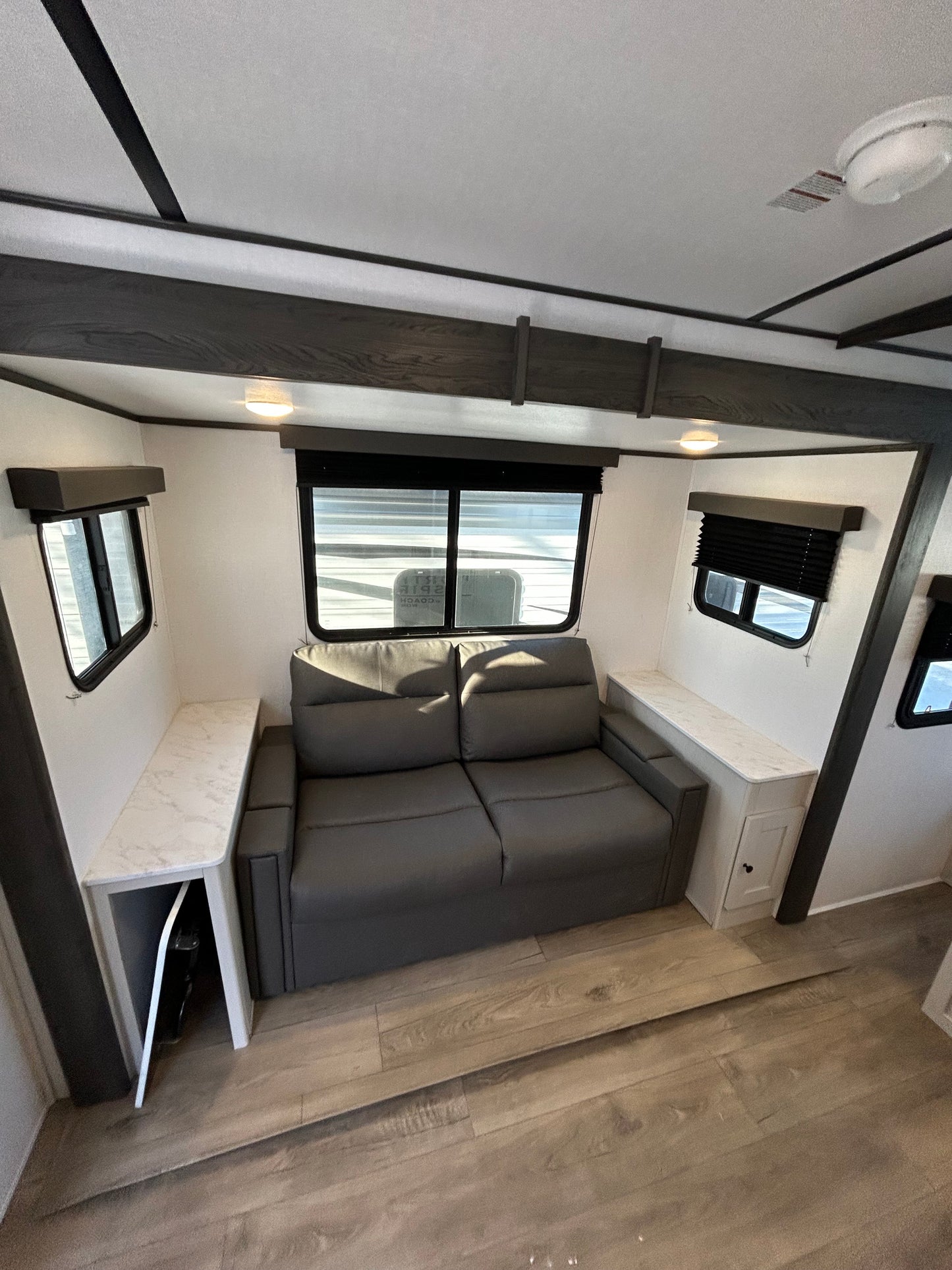 #8150 | 2025 FR Coachmen Northern Spirit 1943RB Ultra Lite Travel Trailer