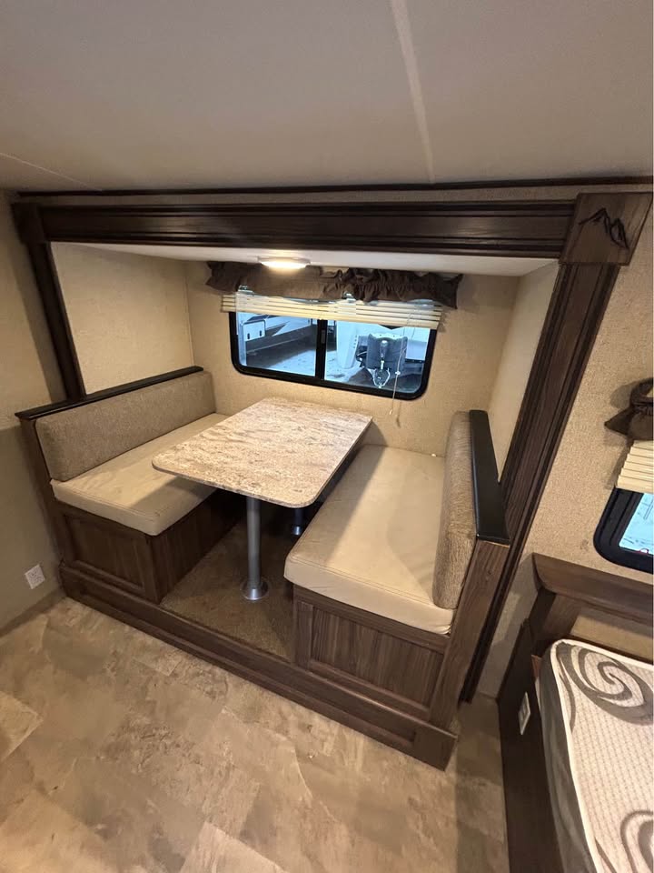 #8201 | 2018 Coachmen Apex Nano 193BHS Travel Trailer