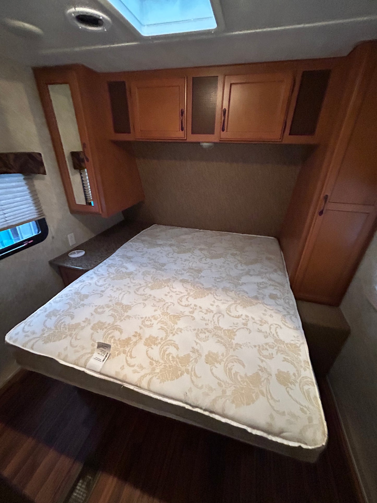 #8207 | 2014 Gulf Stream Kingsport 32TBHT Travel Trailer*
