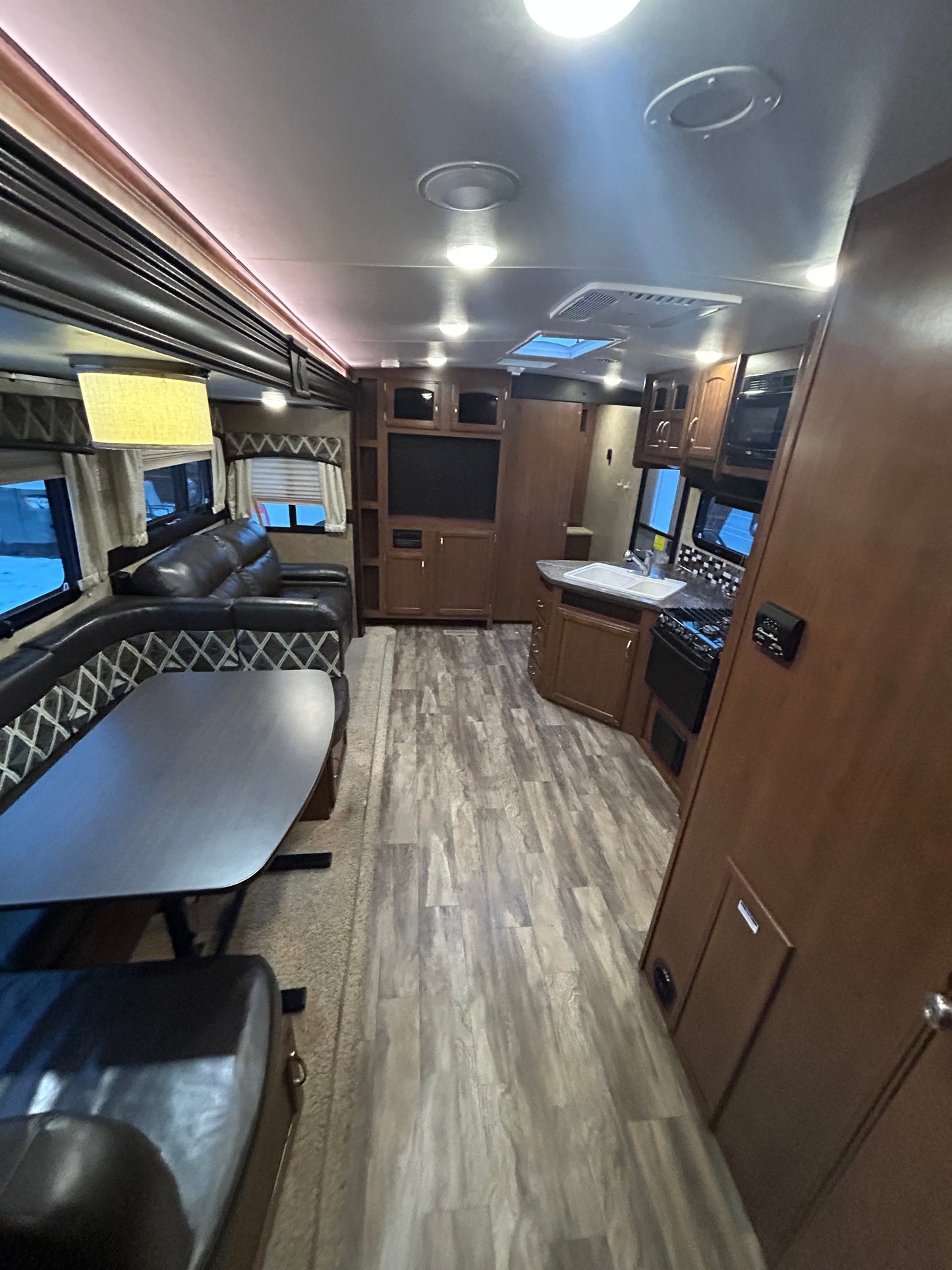 #8208 | 2017 Jayco White Hawk 31BHBS Travel Trailer