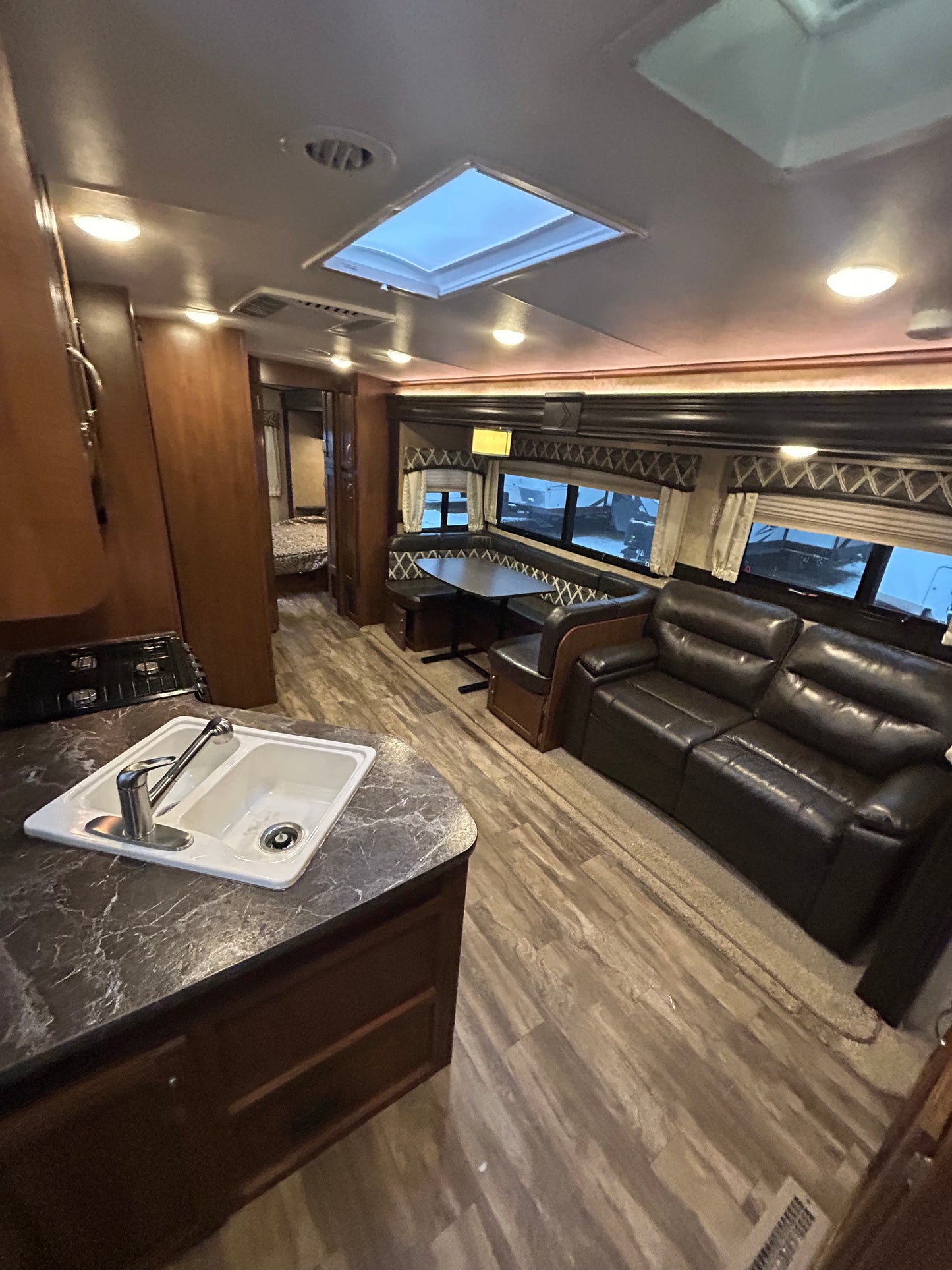 #8208 | 2017 Jayco White Hawk 31BHBS Travel Trailer