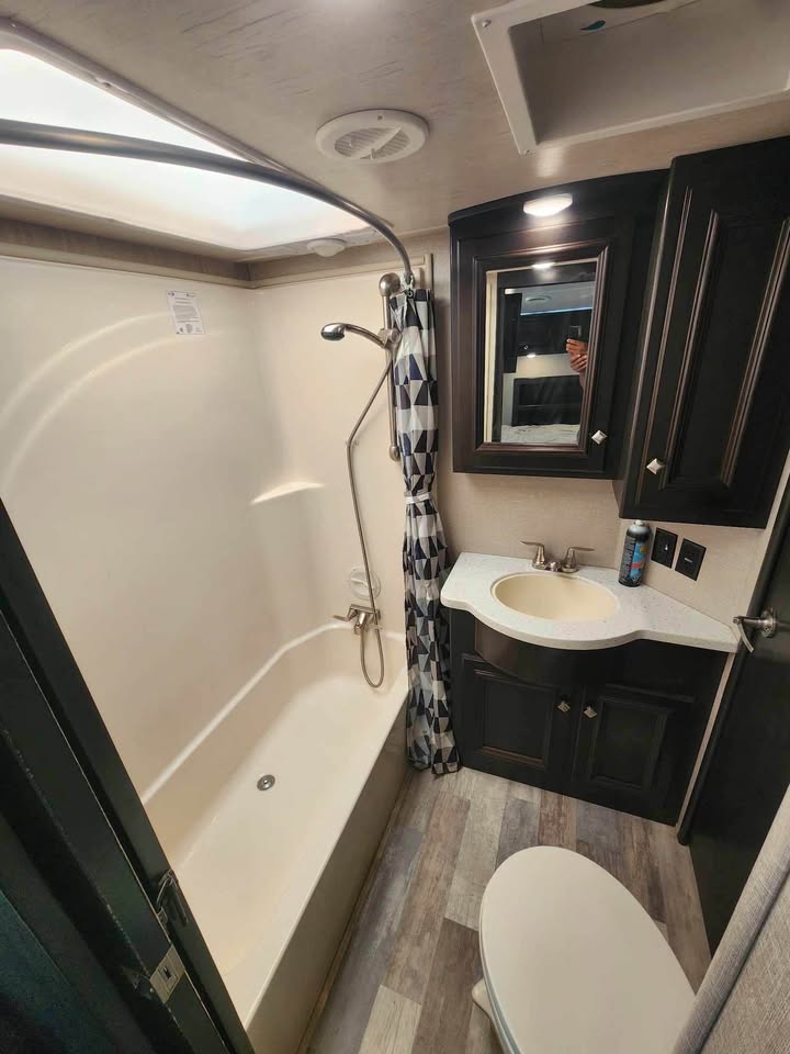 #8219 | 2018 Heartland Road Warrior 427 RW Fifth Wheel Toy Hauler