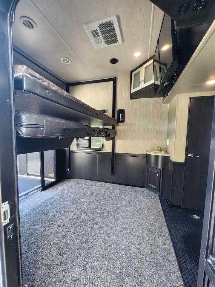 #8219 | 2018 Heartland Road Warrior 427 RW Fifth Wheel Toy Hauler