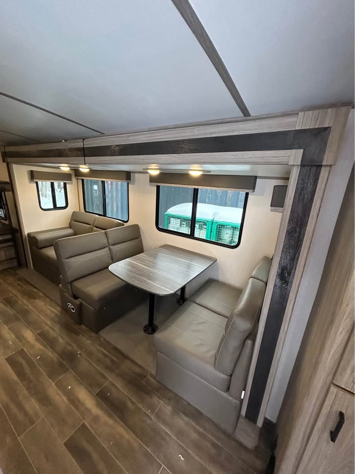 #8223 | 2022 Keystone Passport 2951BH Travel Trailer