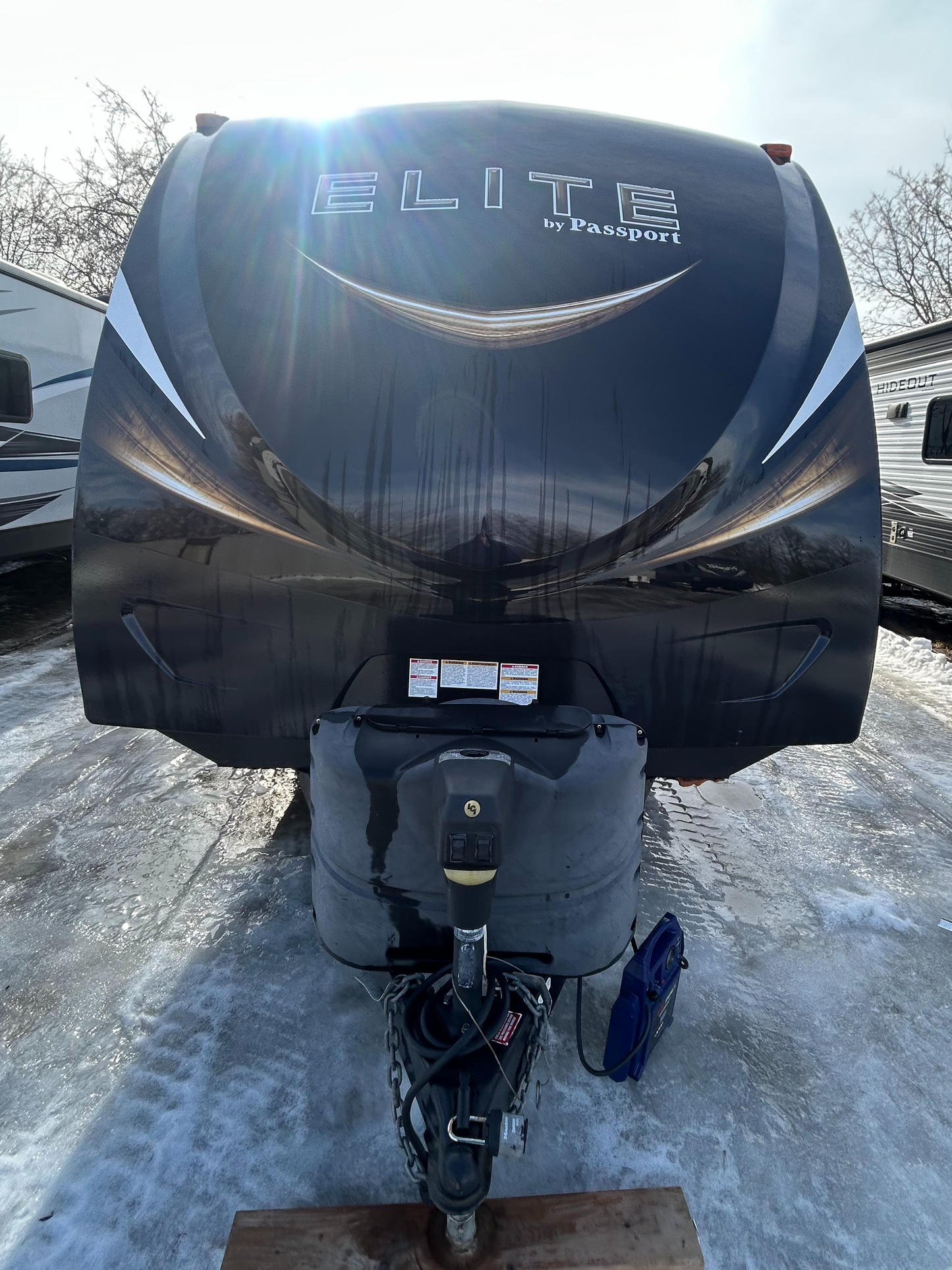 2015 Keystone Passport Elite 31RE travel trailer front view