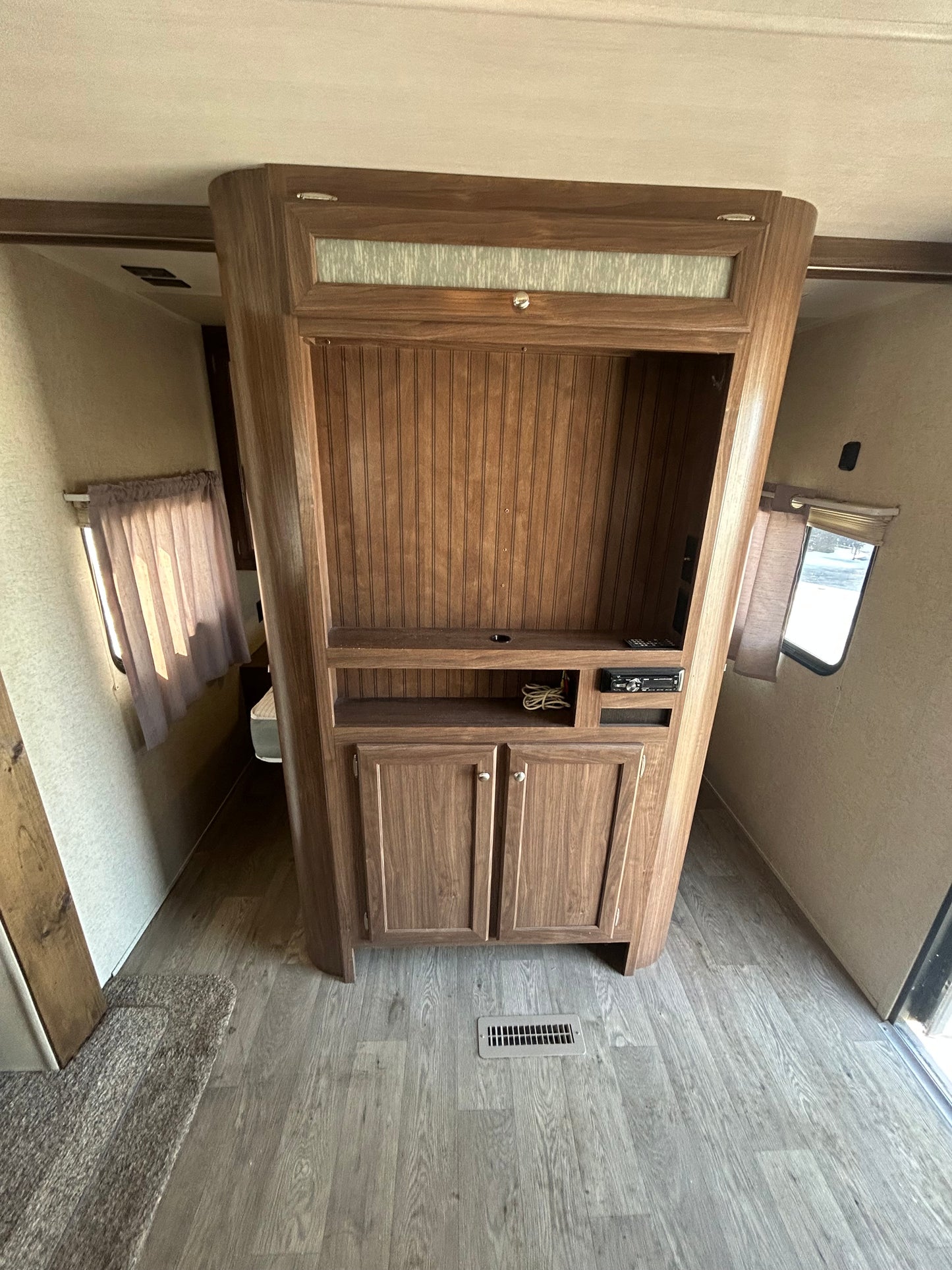 2018  Prowler  Lynx  30LX travel trailer showing interior entertainment area