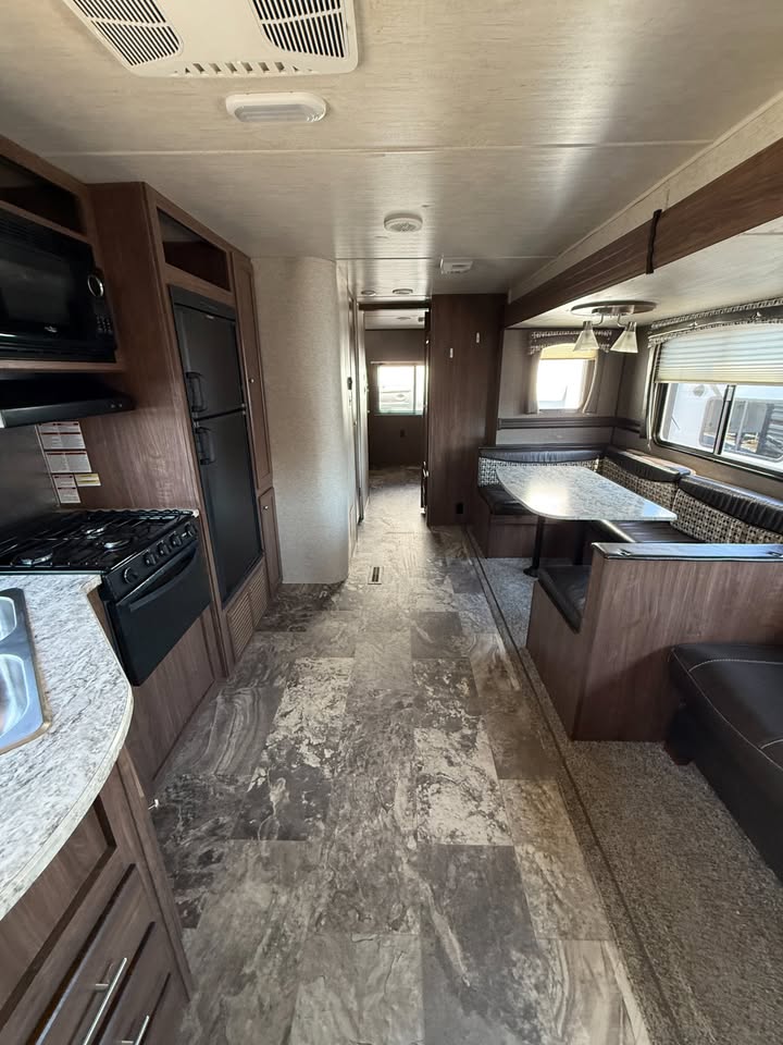 #8232 | 2018 Heartland Pioneer Bunkhouse DS310 Travel Trailer | SALE PENDING