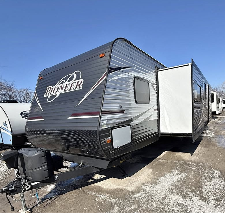 2018_Heartland_Pioneer_Bunkhouse_DS310_slide