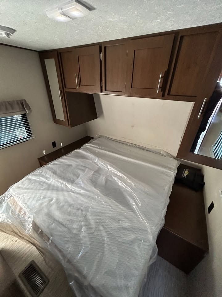 #8234 | 2018 Prime Time Avenger 29RBS Travel Trailer