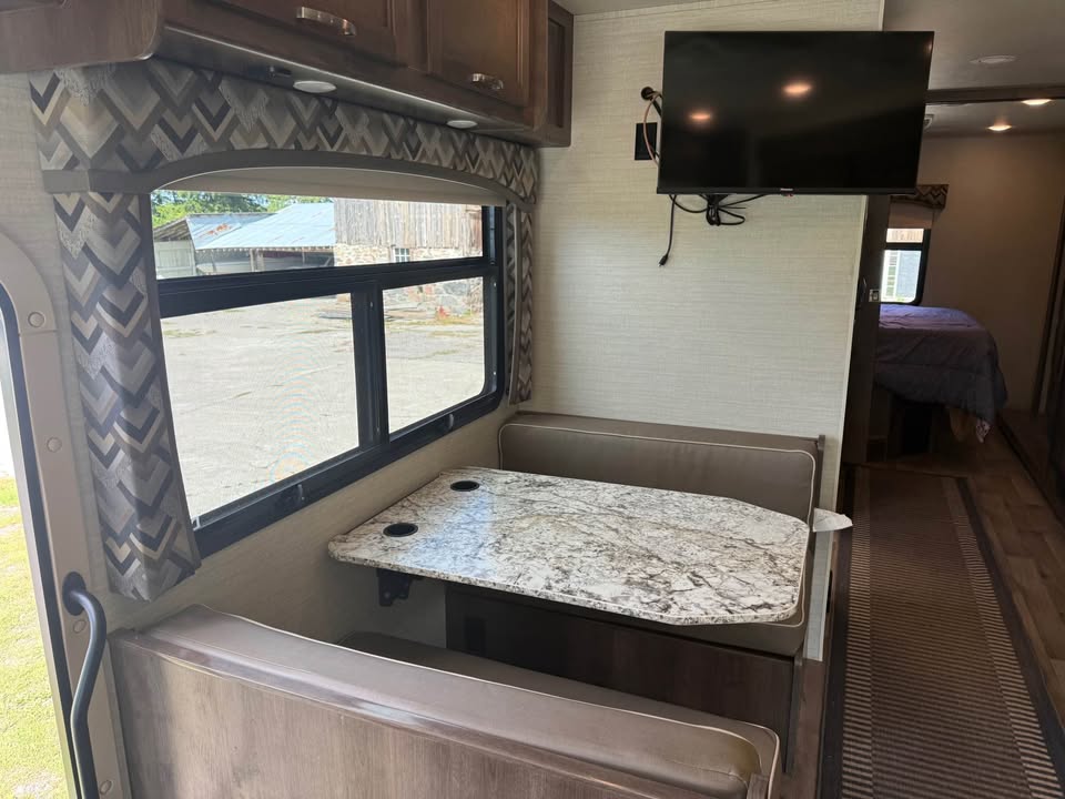 #C7201 | 2019 JAYCO Alante 29S Class A Motorhome
