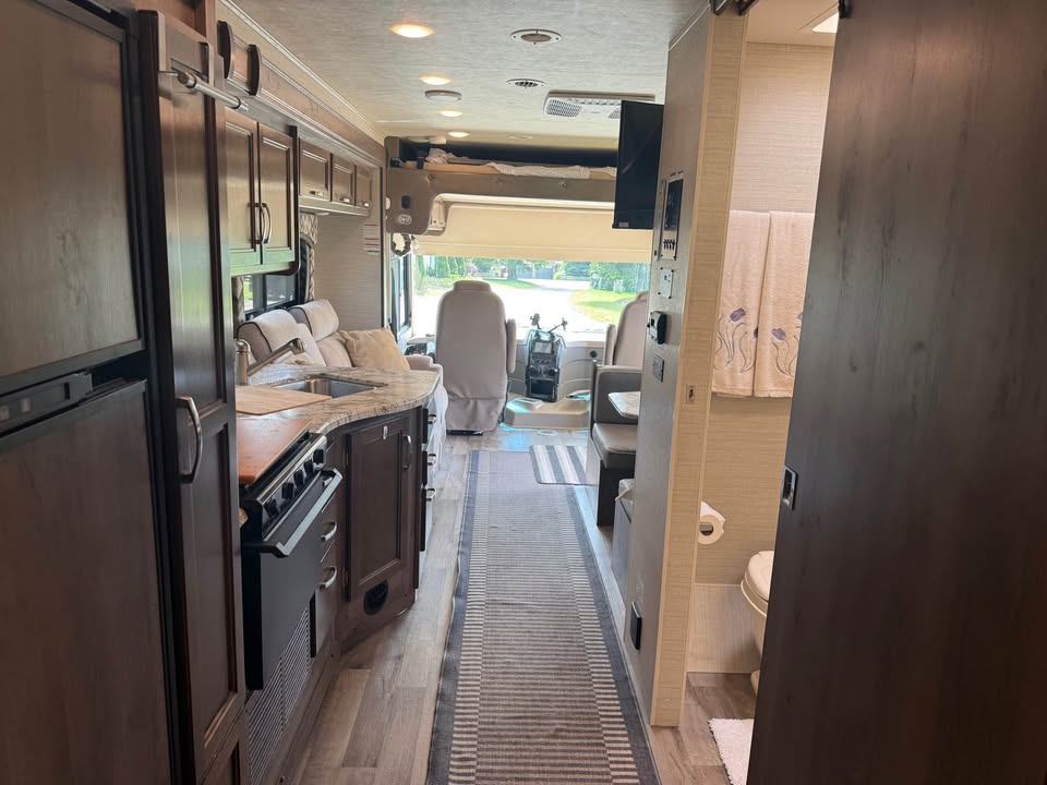 #C7201 | 2019 JAYCO Alante 29S Class A Motorhome