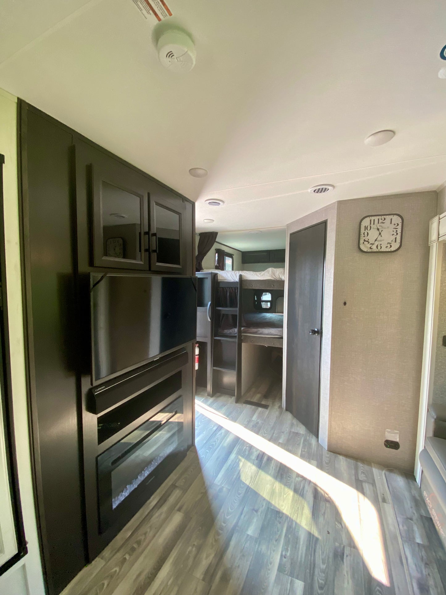 #8130 | 2022 JAYCO Eagle 284BHOK