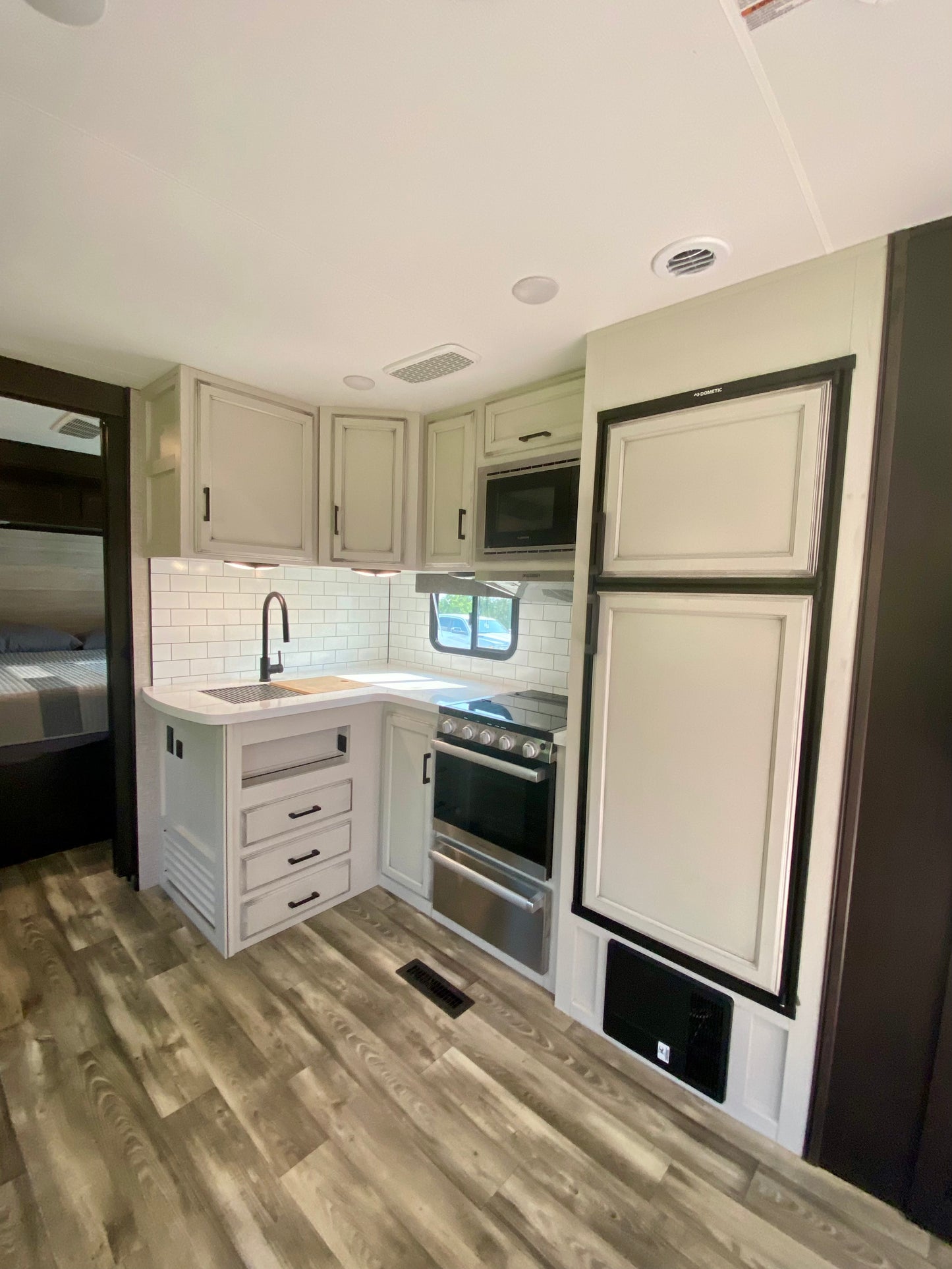 #8130 | 2022 JAYCO Eagle 284BHOK