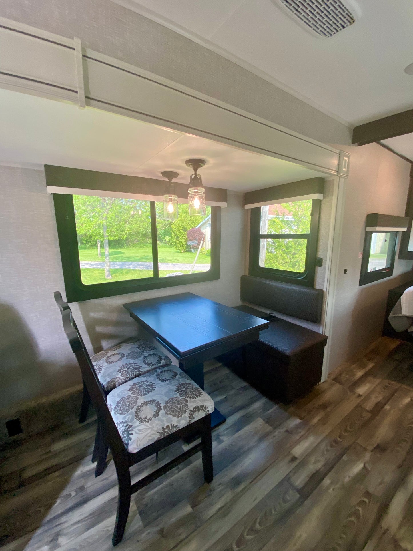 #8130 | 2022 JAYCO Eagle 284BHOK