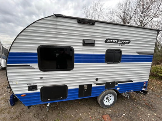 #8119 | 2024 SUNSET PARK SUNLITE 16BH