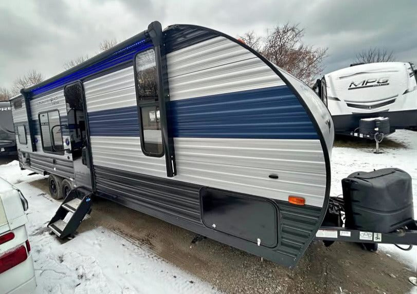 #8116 | 2021 FOREST RIVER Cherokee Grey Wolf Limited 27DJSE